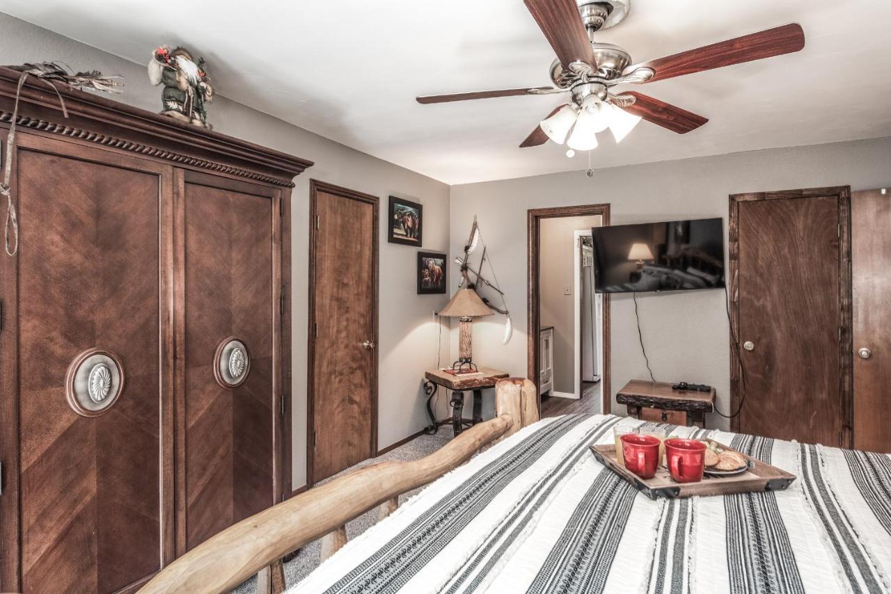Tis Holiday Haus, 3 Bedrooms, Sleeps 11, Hot Tub, Fireplace, Foosball Ruidoso Exterior foto